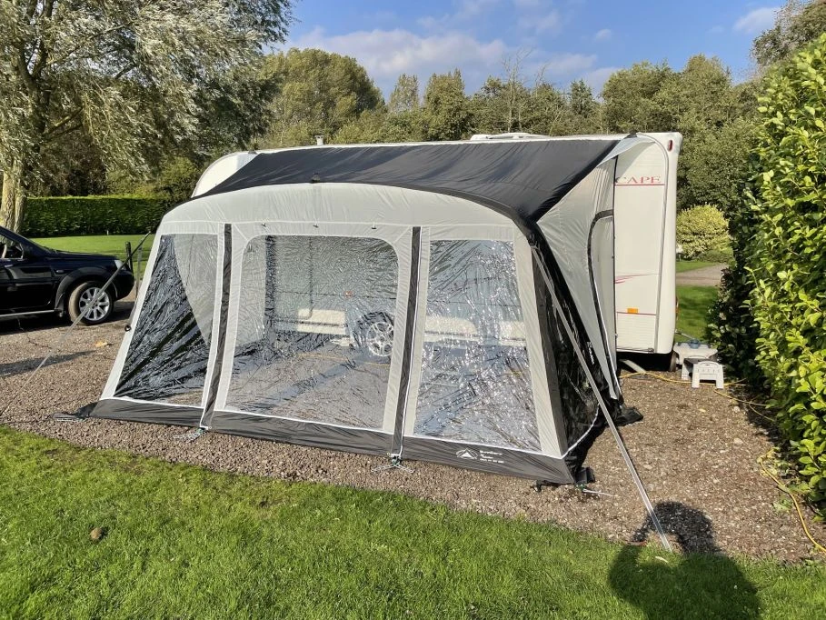 Sunncamp Dash 390 Air SC Caravan Awning 3 Sunncamp Dash 390 Air SC Caravan Awning